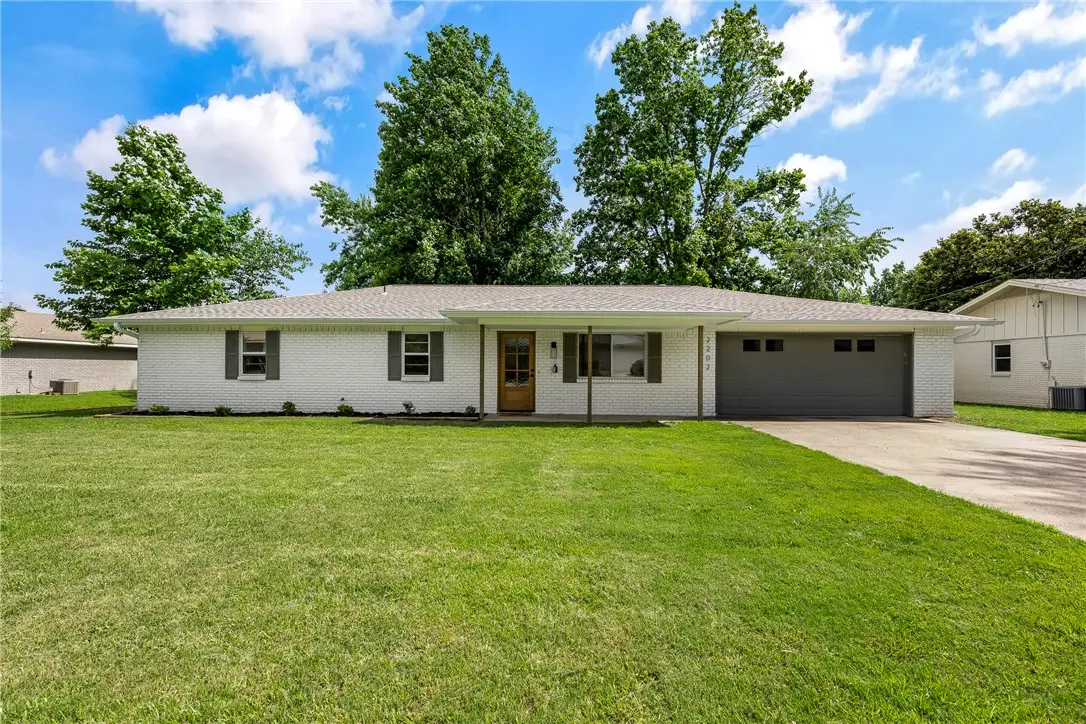 2202 SE 16th Street, Bentonville, AR 72712 - #1