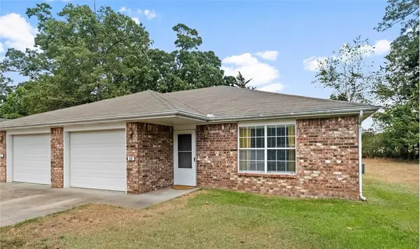 5A & 5B Jonquilla Way, Bentonville, AR 72712