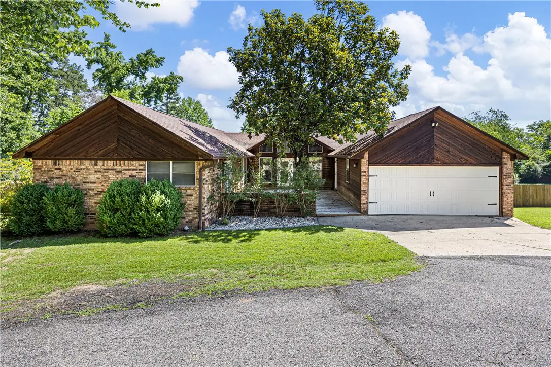 1103 S Inglewood Avenue, Russellville, AR 72801 - #1