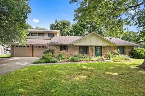 2514 E Sharon Street, Fayetteville, AR 72703