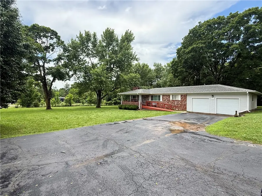 17351 Arkansas 37, Garfield, AR 72732 - #3