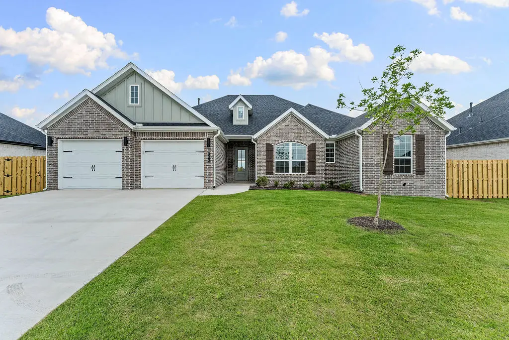 720 Lambrusco Boulevard, Tontitown, AR 72762 - #1