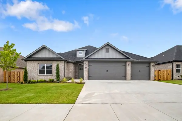 1451 Overcup Oak, Bentonville, AR 72713