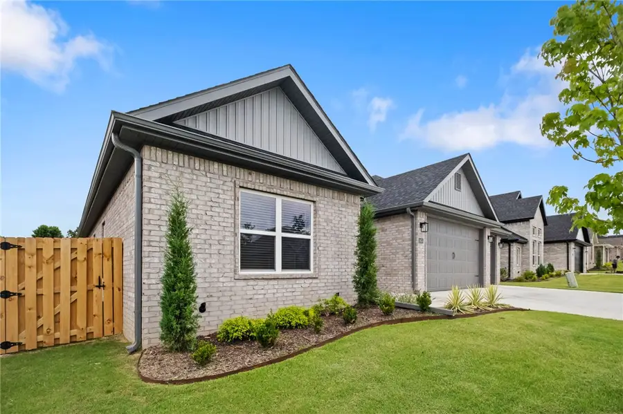 1451 Overcup Oak, Bentonville, AR 72713 - #2