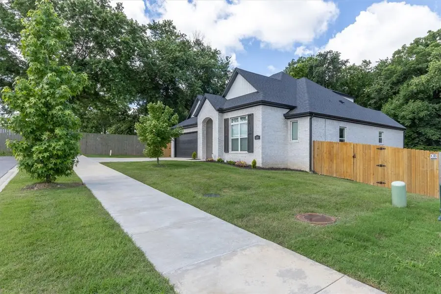 1305 Quincy Avenue, Fayetteville, AR 72704 - #2