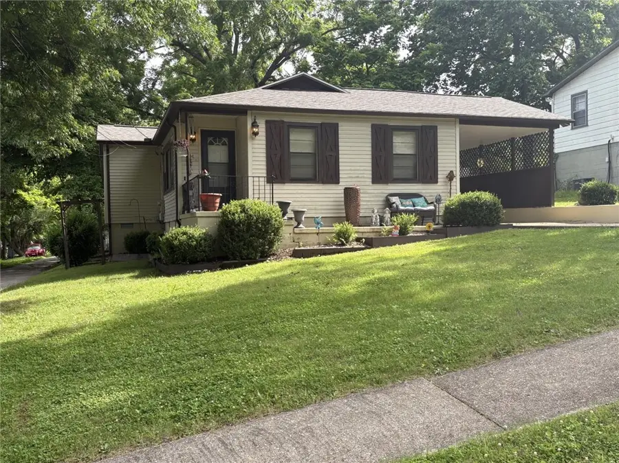 628 W College Avenue, Harrison, AR 72601 - #3