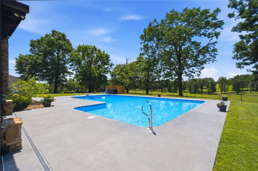 12265 S Pleasant Valley Road, Gentry, AR 72734 - #3