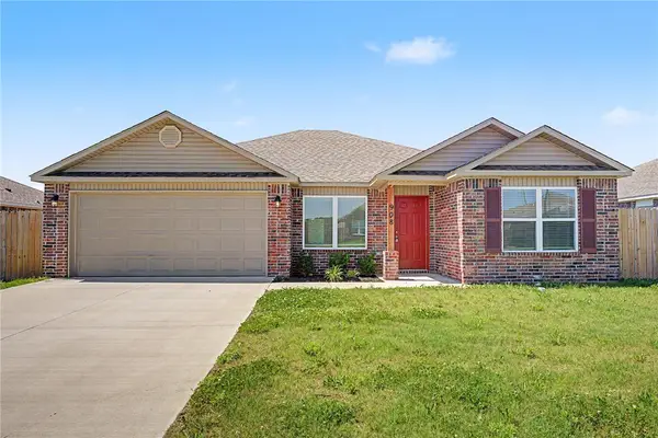 908 W Aiden Drive, Siloam Springs, AR 72761