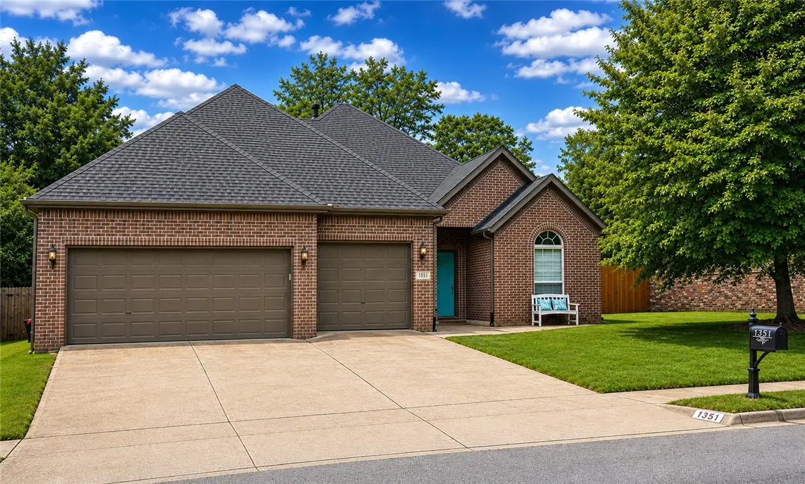 1351 Lexington Circle, Springdale, AR 72762 - #1