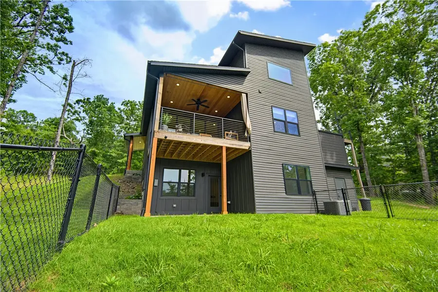 52 Chatburn Drive, Bella Vista, AR 72715 - #2