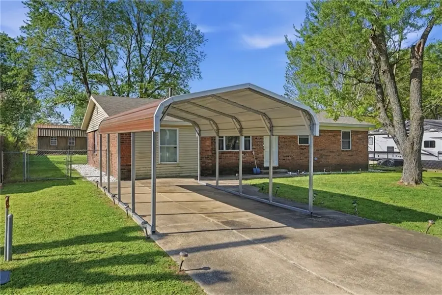 73 Elmwood Street, West Fork, AR 72774 - #3