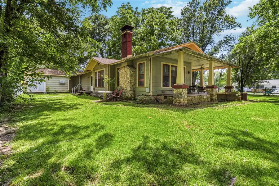 305 Ewalt Avenue, Springdale, AR 72764 - #2