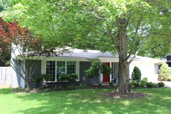 3333 N Katherine Avenue, Fayetteville, AR 72703
