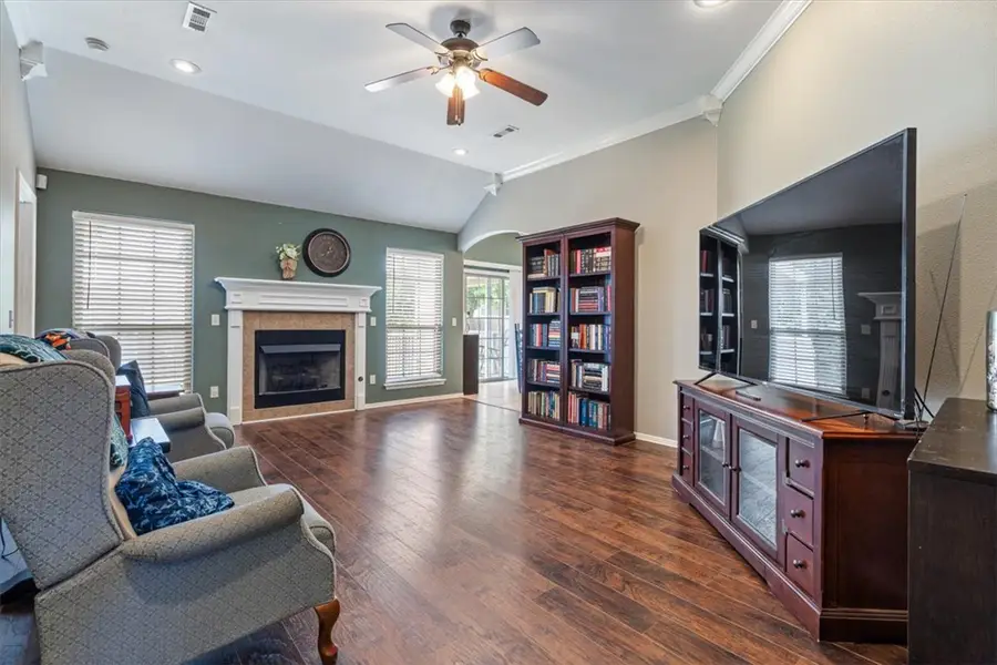402 W Worchester, Siloam Springs, AR 72761 - #3