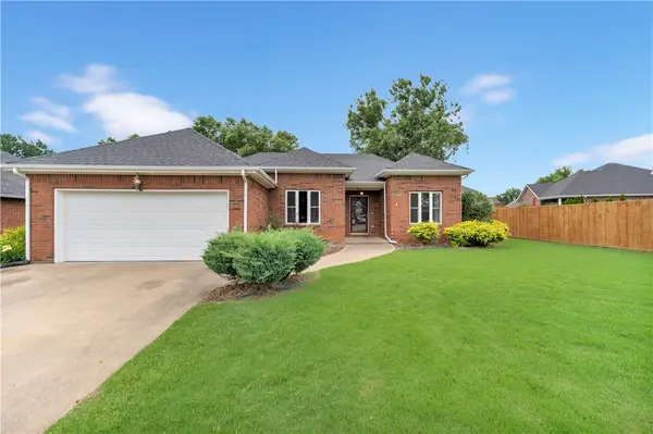 600 Primrose Avenue, Siloam Springs, AR 72761