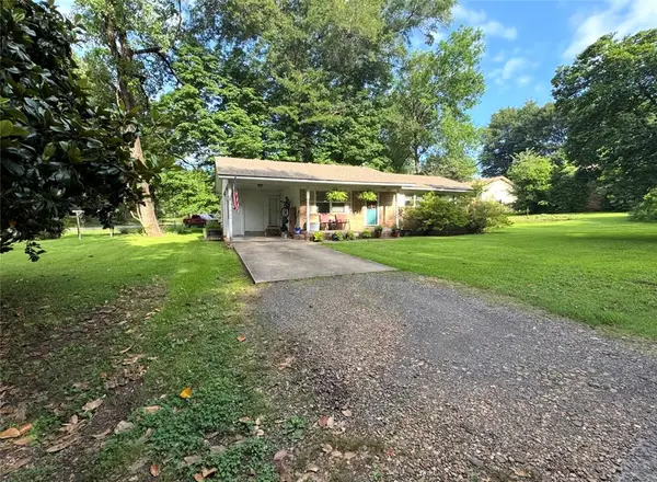 2006 S Boulder Avenue, Russellville, AR 72801