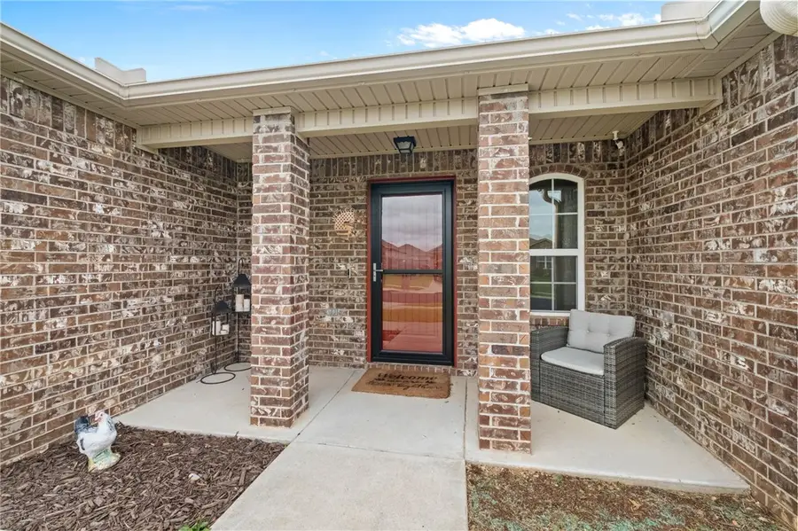 2501 Maplewood Avenue, Lowell, AR 72745 - #3