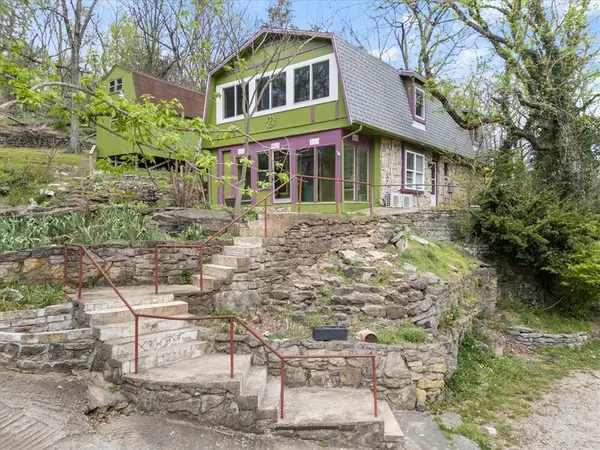 190 Main Street, Eureka Springs, AR 72632