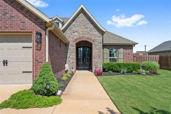 5909 S 66th Street, Cave Springs, AR 72718