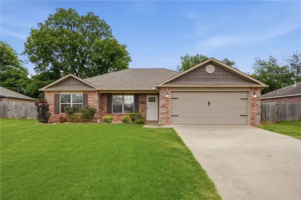 3991 Cottonwood Spring Cove, Springdale, AR 72762