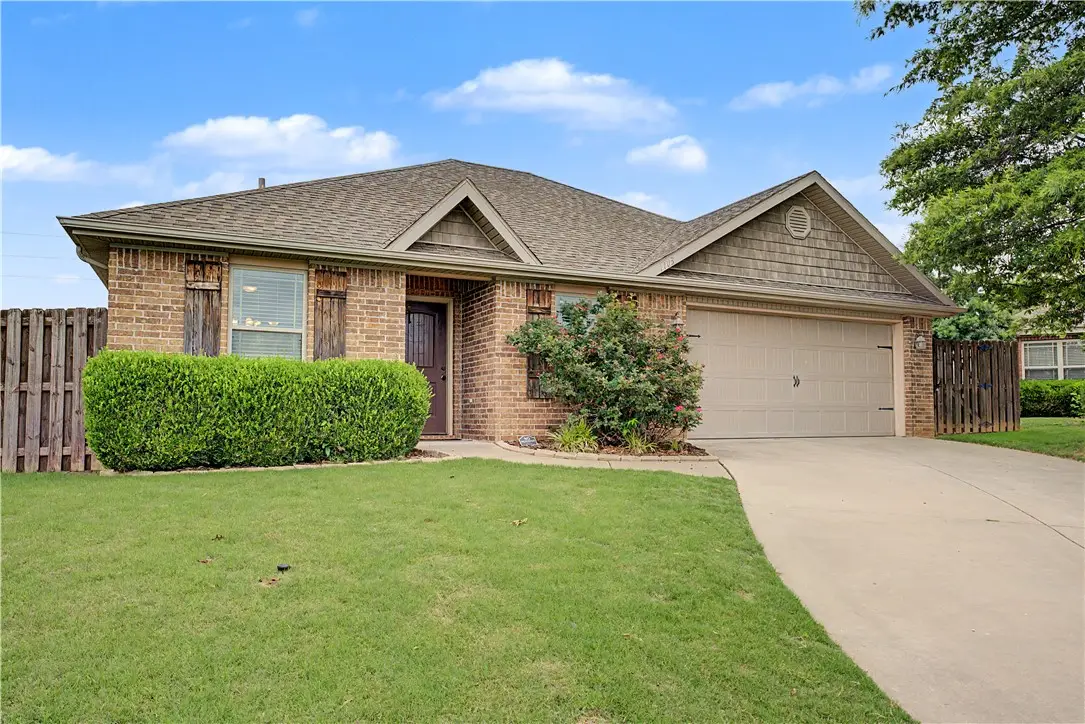 1103 W Berkeley Avenue, Rogers, AR 72758 - #1
