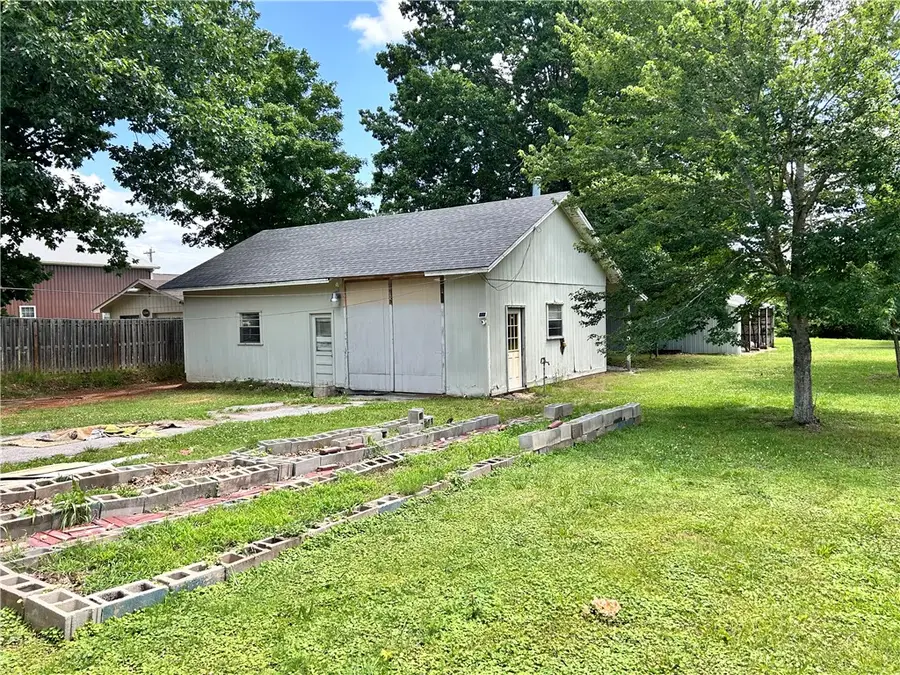 2025 S Dixieland Road, Rogers, AR 72758 - #2