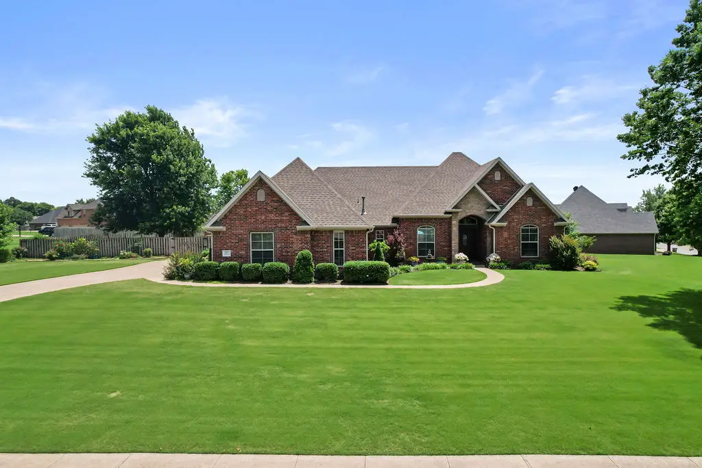 325 Whitcliff Drive, Cave Springs, AR 72718 - #1