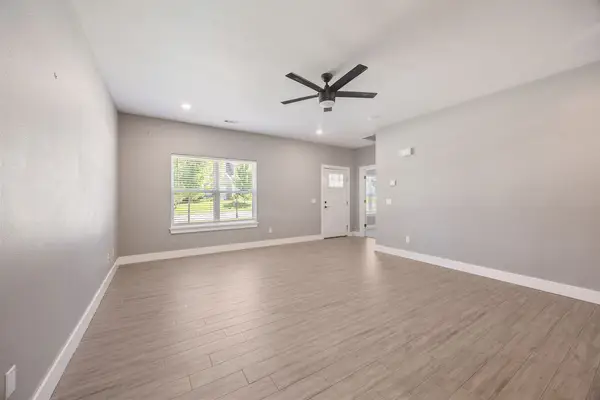 334 W Kinniburgh Drive, Farmington, AR 72730