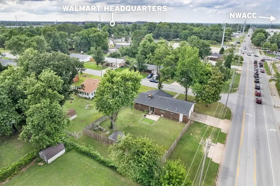 2406 SE 15th Street, Bentonville, AR 72712 - #3