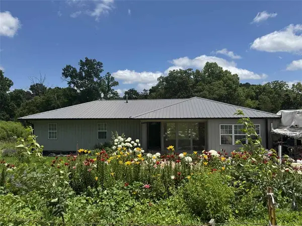 10817 Highway 21, Berryville, AR 72616