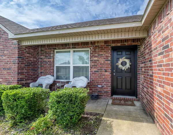 981 Ethan James Street, Elkins, AR 72727