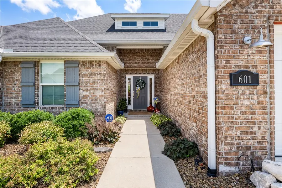 601 Bellmara Circle, Cave Springs, AR 72718 - #2
