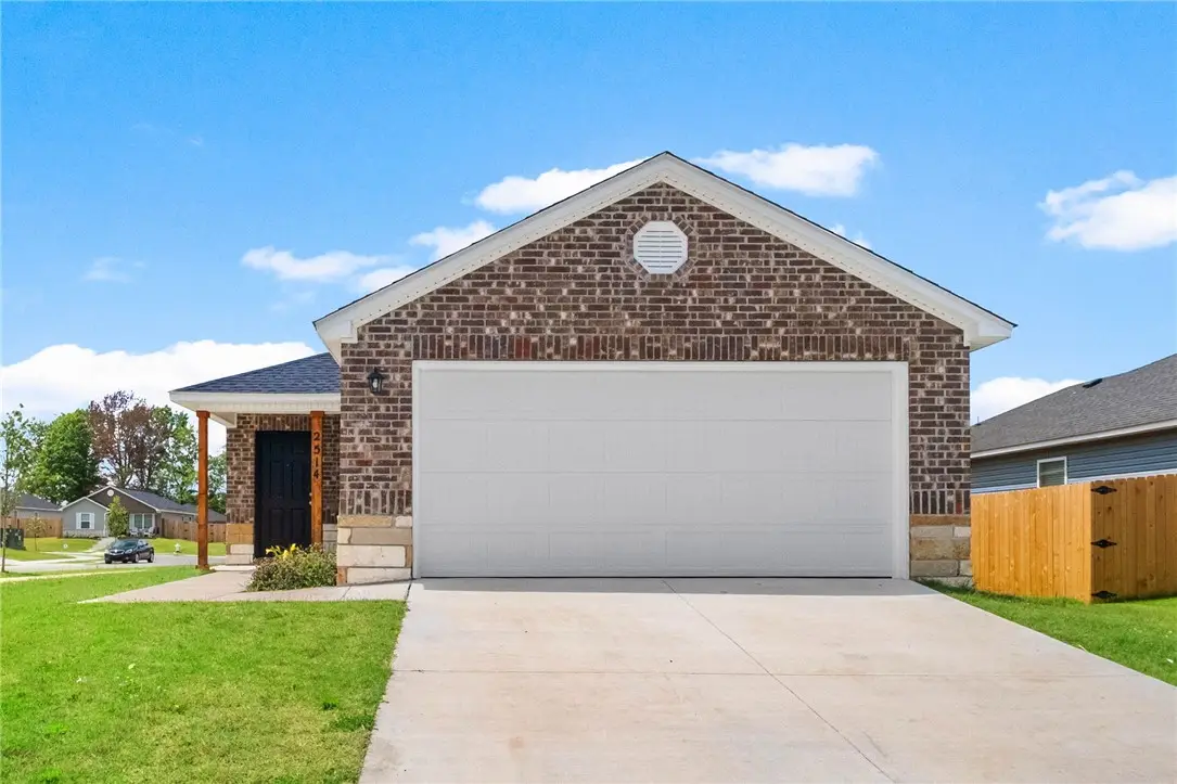 2514 E Meramec Street, Fayetteville, AR 72701 - #1
