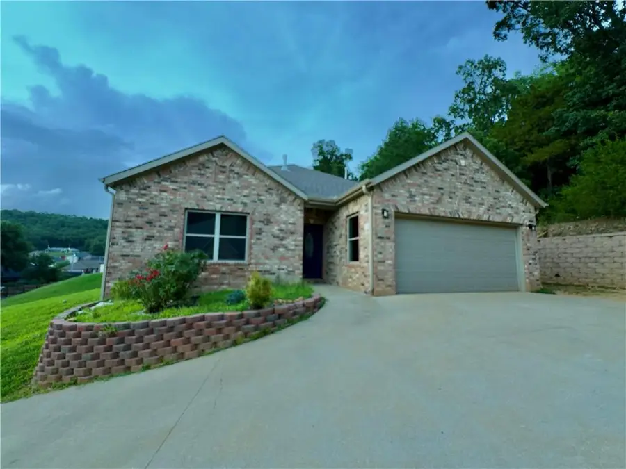 2232 Presley Lane, Springdale, AR 72764 - #3