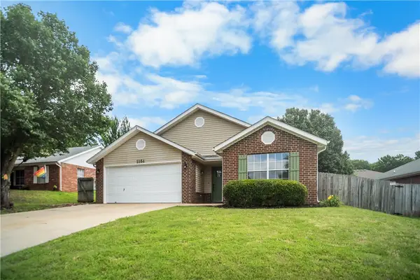 1154 S Pepper Tree Lane, Fayetteville, AR 72704