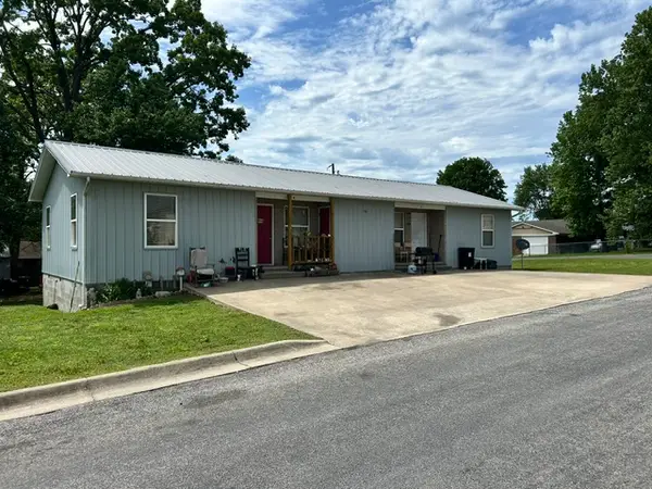 102 Clive Street, Berryville, AR 72616