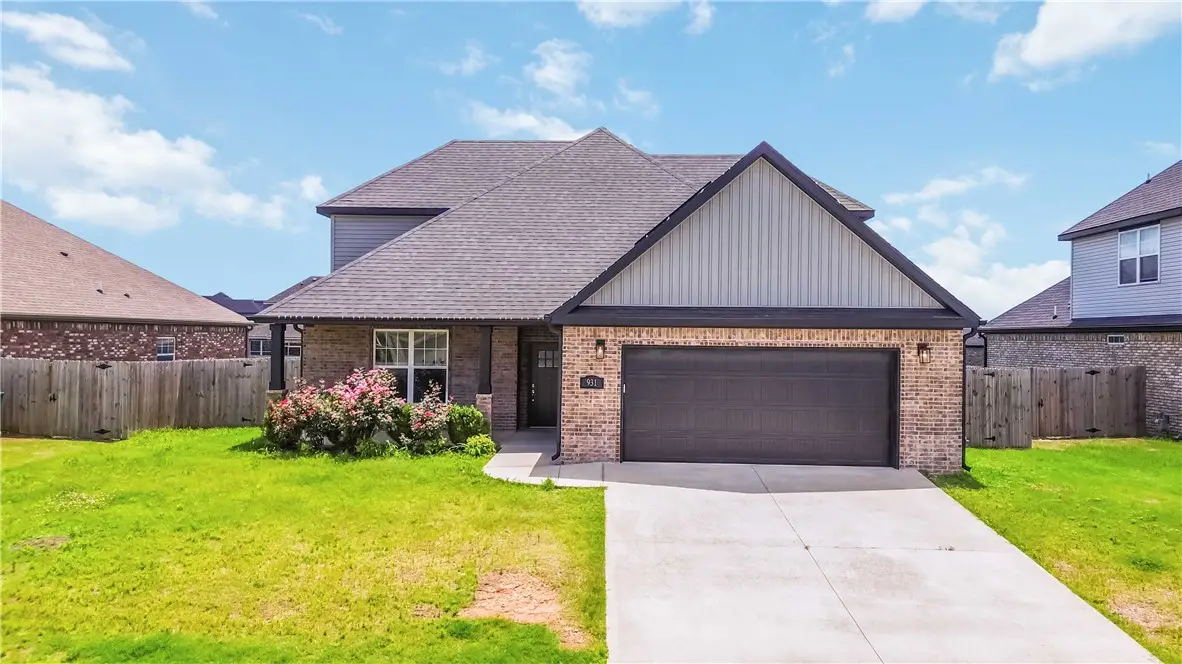 931 Skyline Loop, Centerton, AR 72719 - #1