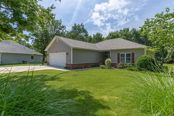 50 Saint Andrews Drive, Bella Vista, AR 72715