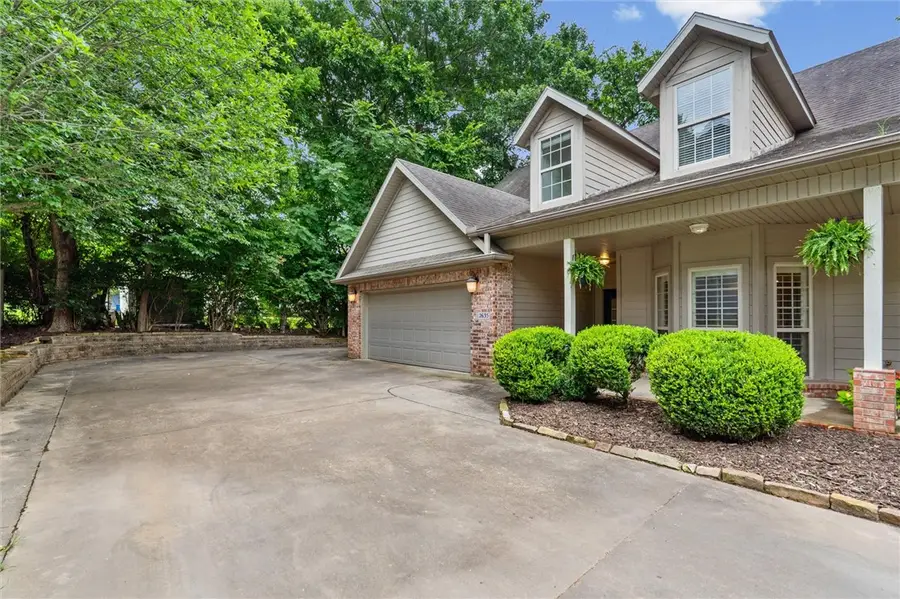 2635 E Neely Place, Fayetteville, AR 72701 - #2