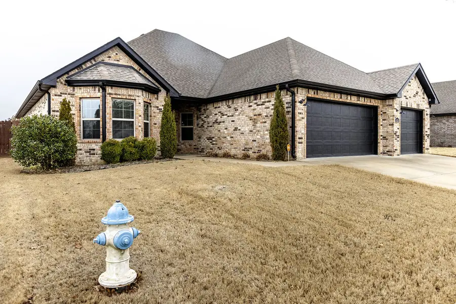 438 N Reeds Bridge Drive, Fayetteville, AR 72704 - #2