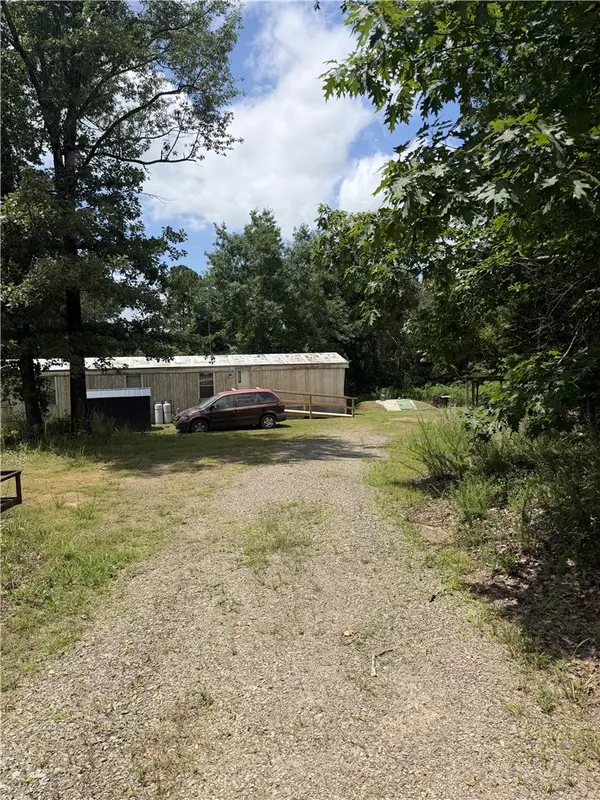 300 Jr Bailey Lane, Dover, AR 72837