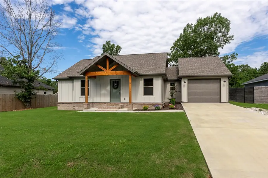 6 Bonhill Lane, Bella Vista, AR 72715 - #2