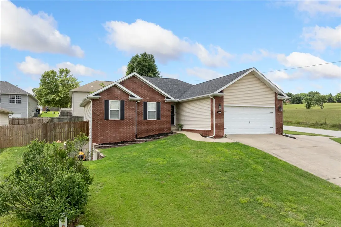 1924 Wellington, Harrison, AR 72601 - #1