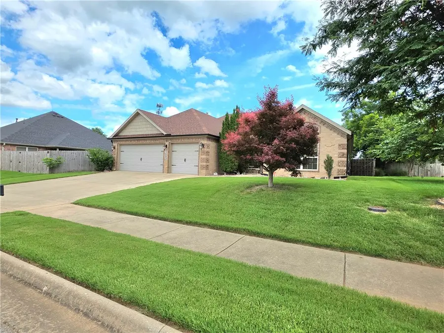 3005 N 15th Place, Rogers, AR 72756 - #3