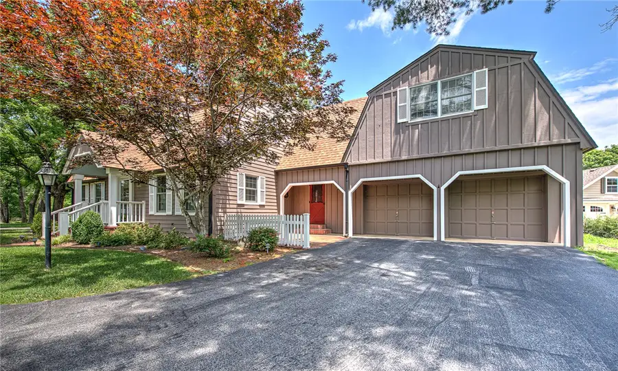 625 Sky Mountain Drive, Rogers, AR 72756 - #2