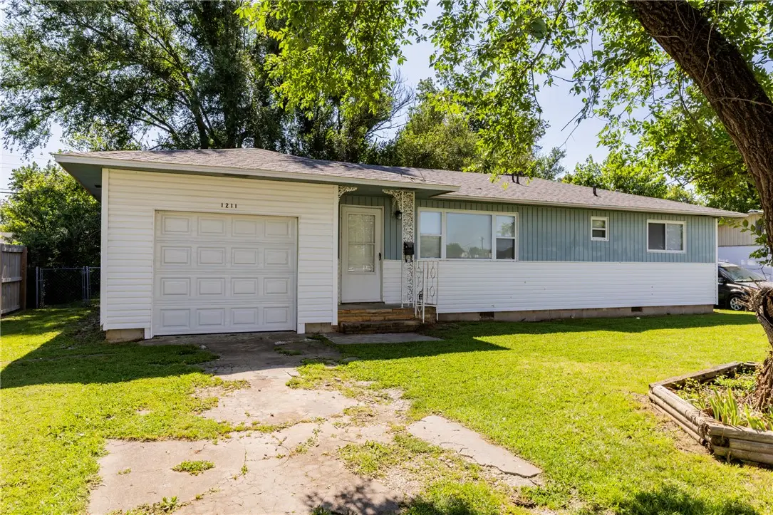 1211 Young Street, Springdale, AR 72764 - #1