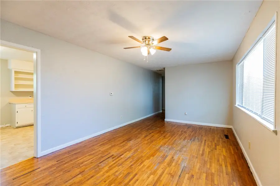 1211 Young Street, Springdale, AR 72764 - #2