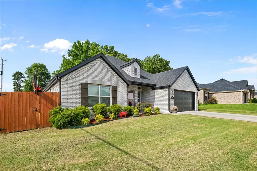 305 W Taverner Xing, Farmington, AR 72730 - #2