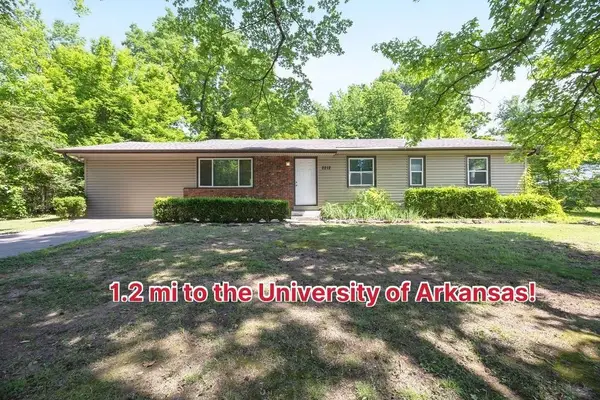 2212 Holly Street, Fayetteville, AR 72703