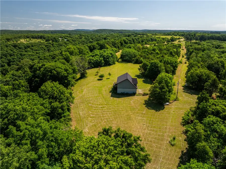 10022 W Devils Den Road, Winslow, AR 72959 - #2